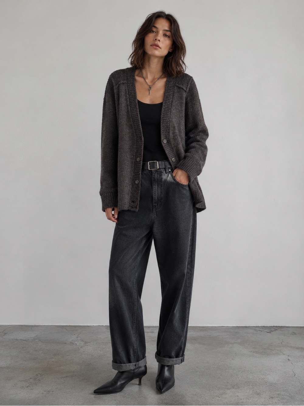 360 Cashmere V Neck Cardigan in Dark Grey L